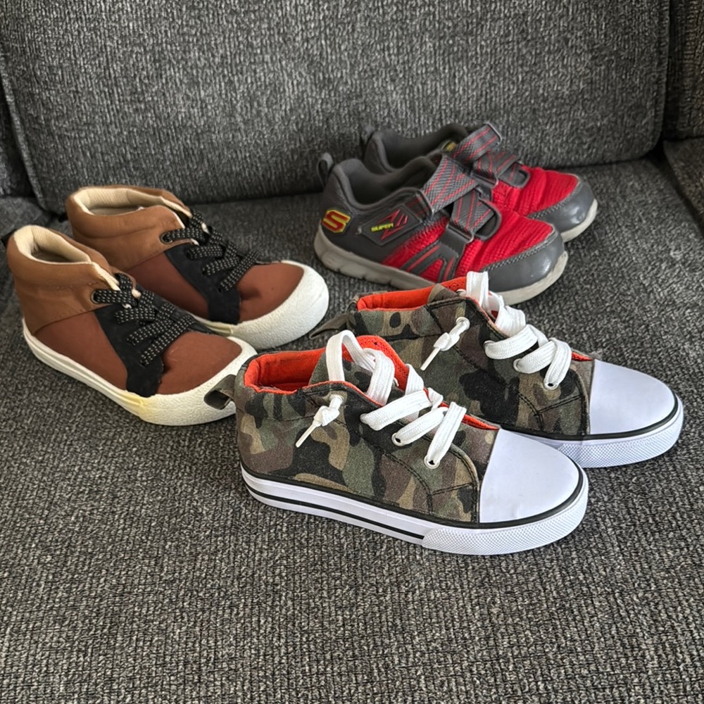 Bundle of  Kids Sneakers 3 pairs toddler 10-11